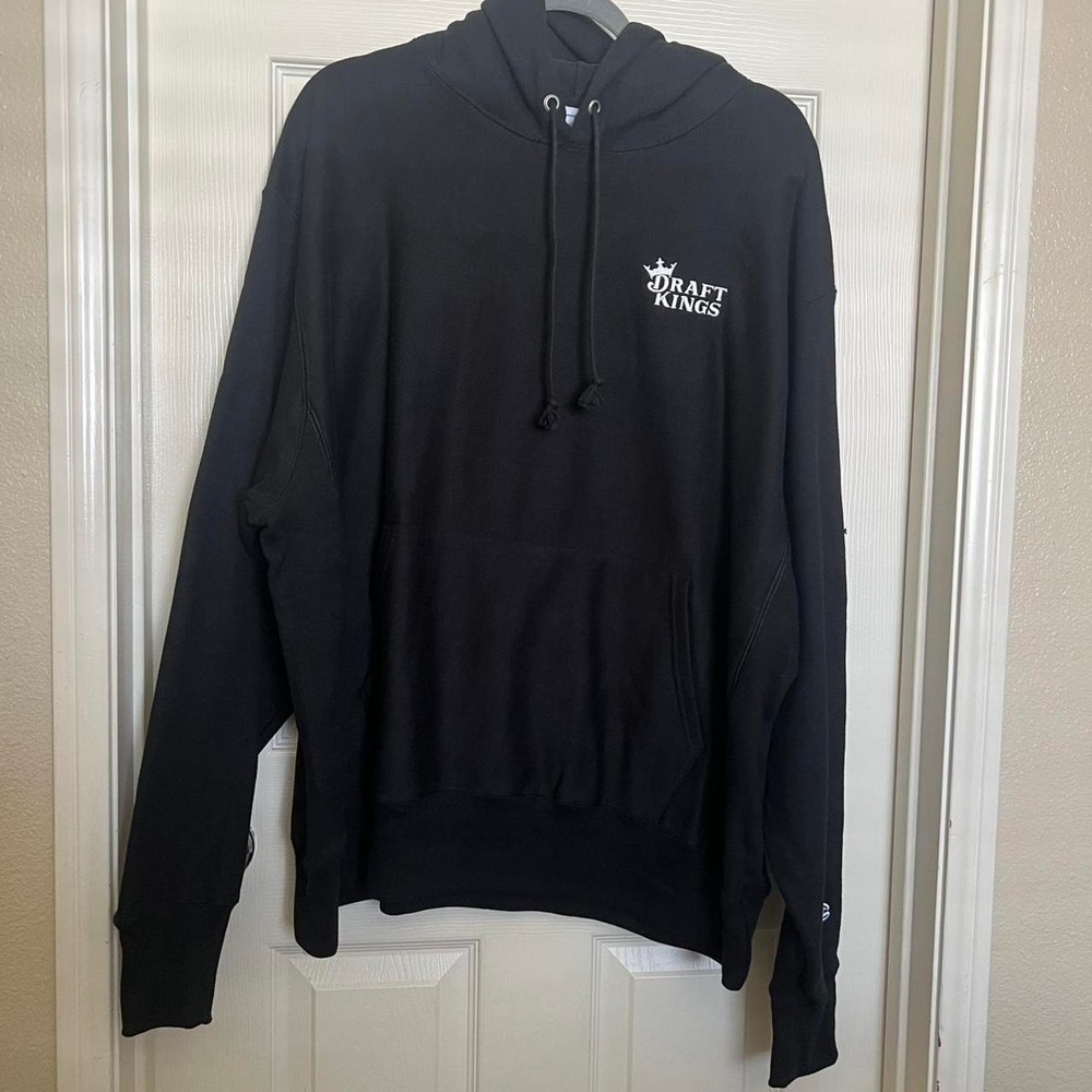 Champion black DraftKings hoodie Size XL